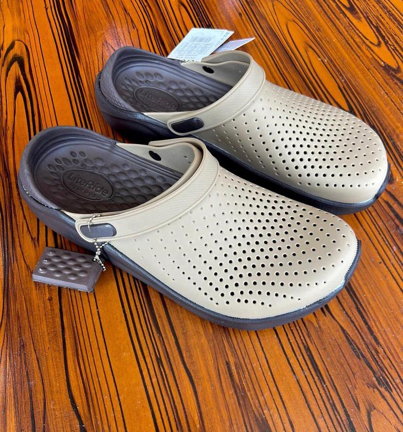Crocs Sandals Unisex size 39-45