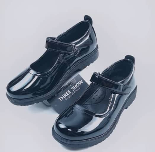 Girls School shoes Black Pat 26-36