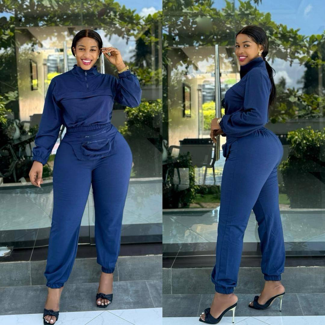 Casual Women Tracksuit 2pcs + porch Size M-XL