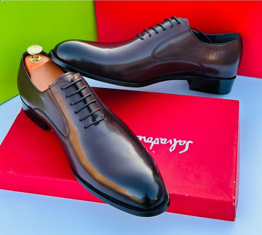 Clarks Original Leather Size 39-45, Black & Dark-Red